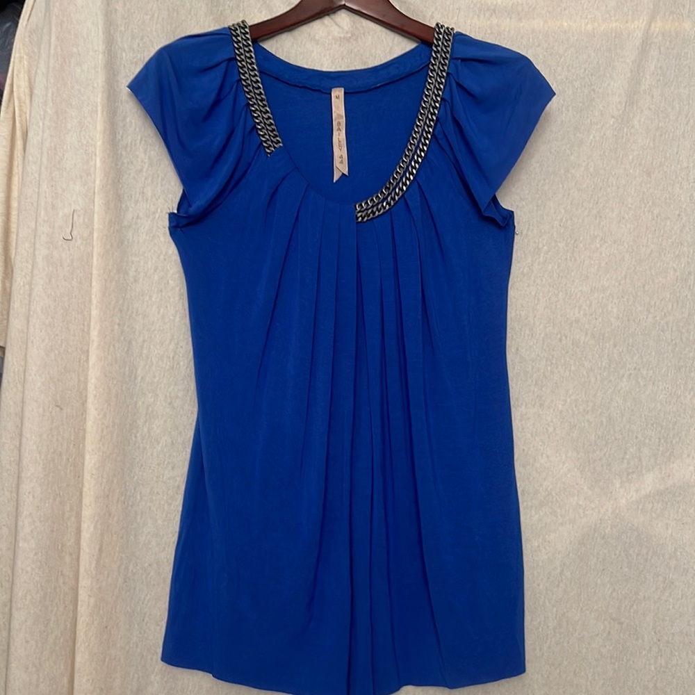 BAILEY 44  Brand New Blue top for Summer Size Medium